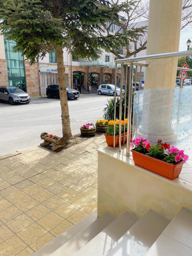 Family Hotel Morska Zvezda Baltsjik Eksteriør bilde